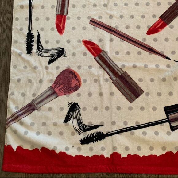 NEW KASSAFINA HOME COLLECTION Large Make-up 1 Bath Towel 100% Cotton. - Picture 2 of 8